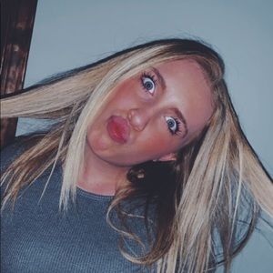 Meet your Posher, Maddie